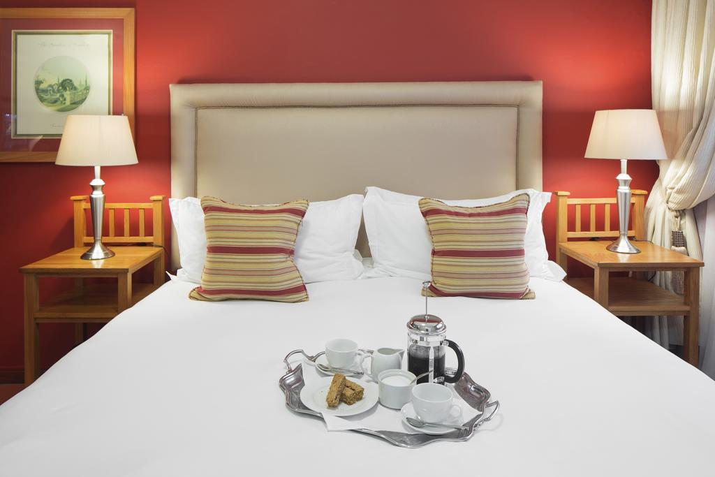 Kingfisher Guesthouse Port Elizabeth Dış mekan fotoğraf